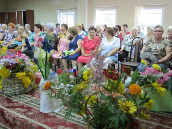 В Дзержинском районе Ярославля прошел праздник «Волшебный мир цветов»